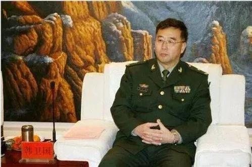 寒门司令,逆境崛起的传奇人生